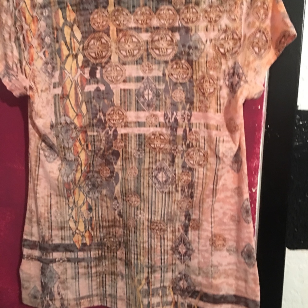 Fun top - Picture 3 of 4